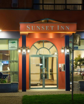 Гостиница Sunset Inn and Suites  Ванкувер